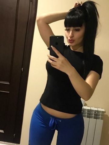 Проститутка Арнелла